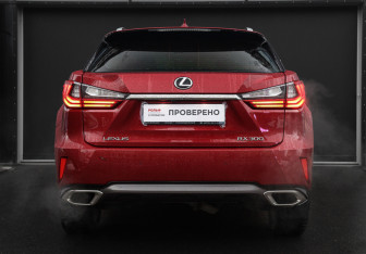 Подержанный автомобиль Lexus RX 2018 года (6 фото)