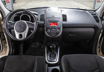 Подержанный автомобиль Kia Soul 2012 года (14 фото)