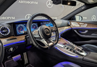 Подержанный автомобиль Mercedes-Benz AMG GT Coupe 2019 года (15 фото)