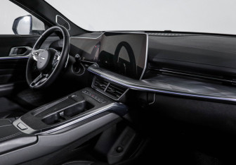 Подержанный автомобиль Haval F7 2024 года (9 фото)