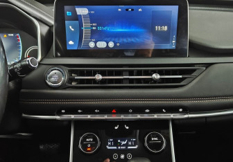 Подержанный автомобиль Chery Tiggo 8 2020 года (14 фото)