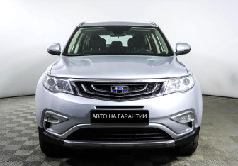 Подержанный автомобиль Geely Atlas 2018 года (2 фото)