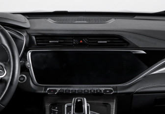 Подержанный автомобиль Geely Atlas Pro 2022 года (13 фото)