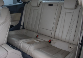 Подержанный автомобиль Audi A5 Coupe 2017 года (11 фото)