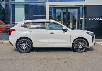 Подержанный автомобиль Haval Jolion 2023 года (4 фото)
