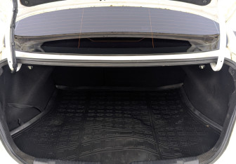 Подержанный автомобиль Kia Cerato Sedan 2015 года (10 фото)