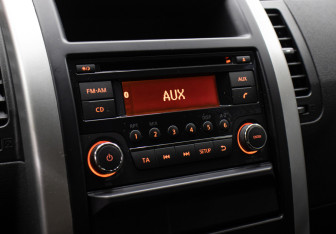 Подержанный автомобиль Nissan X-Trail 2014 года (20 фото)