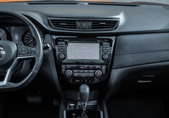Подержанный автомобиль Nissan Qashqai 2019 года (11 фото)