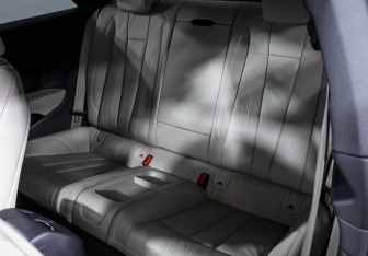 Подержанный автомобиль Audi A5 Coupe 2016 года (10 фото)