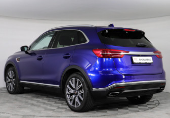 Подержанный автомобиль Hongqi HS5 2023 года (7 фото)