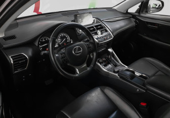 Подержанный автомобиль Lexus NX 2014 года (7 фото)