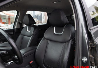 Подержанный автомобиль Hyundai Tucson 2022 года (15 фото)
