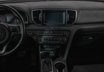 Подержанный автомобиль Kia Sportage 2016 года (14 фото)