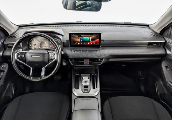 Подержанный автомобиль Haval Jolion 2022 года (14 фото)