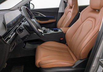 Подержанный автомобиль Omoda C5 2023 года (21 фото)