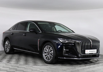 Подержанный автомобиль Hongqi H5 2024 года (3 фото)
