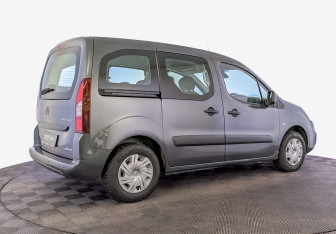 Подержанный автомобиль Citroen Berlingo 2021 года (5 фото)