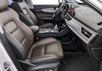 Подержанный автомобиль Chery Tiggo 8 Pro 2021 года (23 фото)