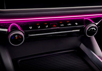 Подержанный автомобиль Omoda S5 2024 года (25 фото)