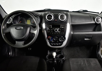 Подержанный автомобиль LADA (ВАЗ) Granta Sedan 2016 года (8 фото)