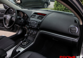 Подержанный автомобиль Mazda 6 Sedan 2011 года (7 фото)