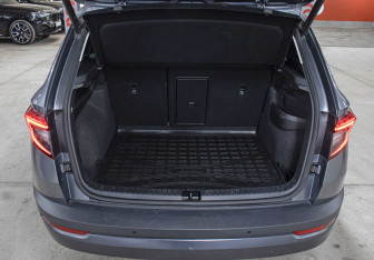 Подержанный автомобиль Skoda Karoq 2022 года (10 фото)