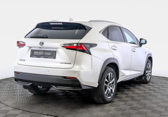 Подержанный автомобиль Lexus NX 2015 года (5 фото)