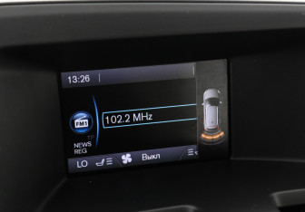 Подержанный автомобиль Volvo XC60 2011 года (10 фото)