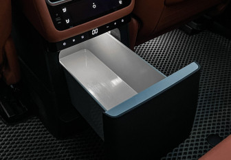 Подержанный автомобиль LiXiang L7 2024 года (28 фото)