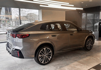 Новый BMW X2 2025 (4 фото)