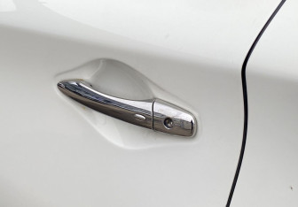 Подержанный автомобиль Infiniti JX 2013 года (18 фото)