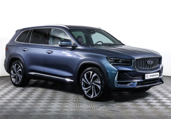 Подержанный автомобиль Geely Monjaro 2023 года (3 фото)