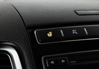 Подержанный автомобиль Volkswagen Touareg 2015 года (12 фото)