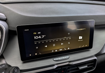 Подержанный автомобиль Geely Coolray 2022 года (25 фото)