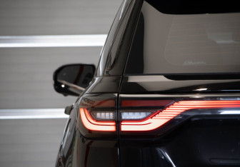 Подержанный автомобиль Changan CS95 2023 года (40 фото)