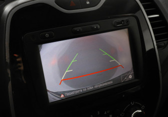 Подержанный автомобиль Renault Kaptur 2017 года (12 фото)