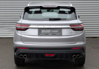 Подержанный автомобиль Geely Coolray 2022 года (6 фото)