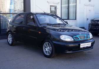 Подержанный автомобиль ЗАЗ Chance Hatchback 2011 года (3 фото)