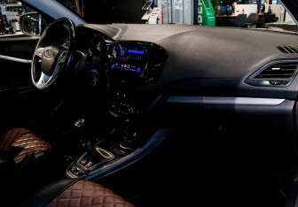 Подержанный автомобиль LADA (ВАЗ) Vesta Sedan 2019 года (7 фото)