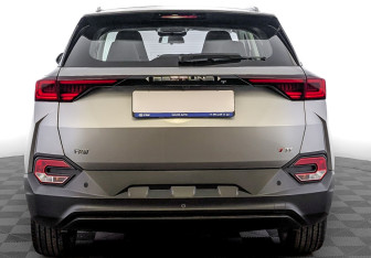 Новый FAW Bestune T77 2024 (6 фото)