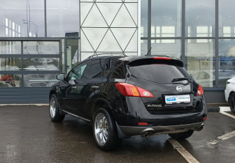 Подержанный автомобиль Nissan Murano Suv 2010 года (7 фото)