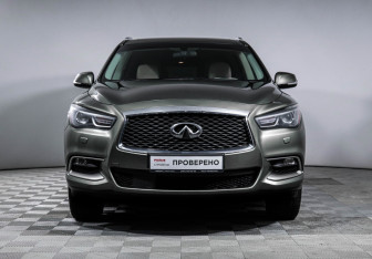 Подержанный автомобиль Infiniti QX60 2017 года (2 фото)
