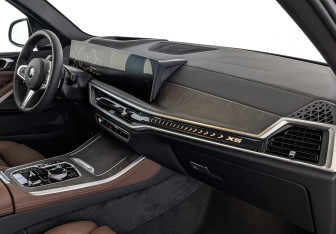 Новый BMW X5 2025 (9 фото)