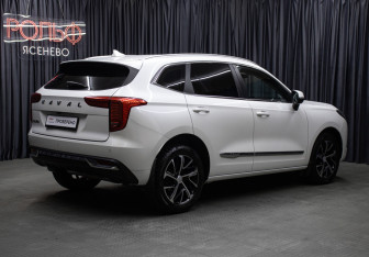 Подержанный автомобиль Haval Jolion 2021 года (5 фото)