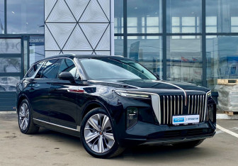 Подержанный автомобиль Hongqi E-HS9 2021 года (3 фото)