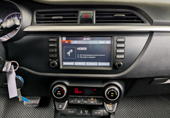 Подержанный автомобиль Kia Rio Hatchback 2019 года (15 фото)