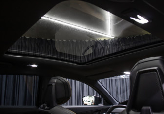 Подержанный автомобиль Changan UNI-V 2023 года (18 фото)