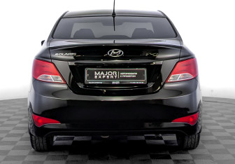 Подержанный автомобиль Hyundai Solaris Sedan 2016 года (6 фото)