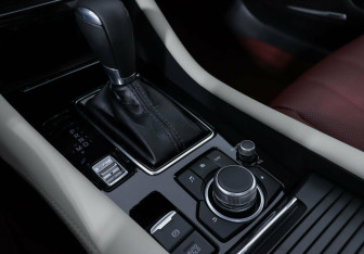 Подержанный автомобиль Mazda 6 Sedan 2021 года (15 фото)