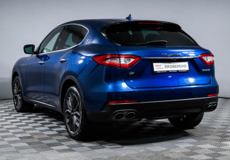 Подержанный автомобиль Maserati Levante 2018 года (7 фото)